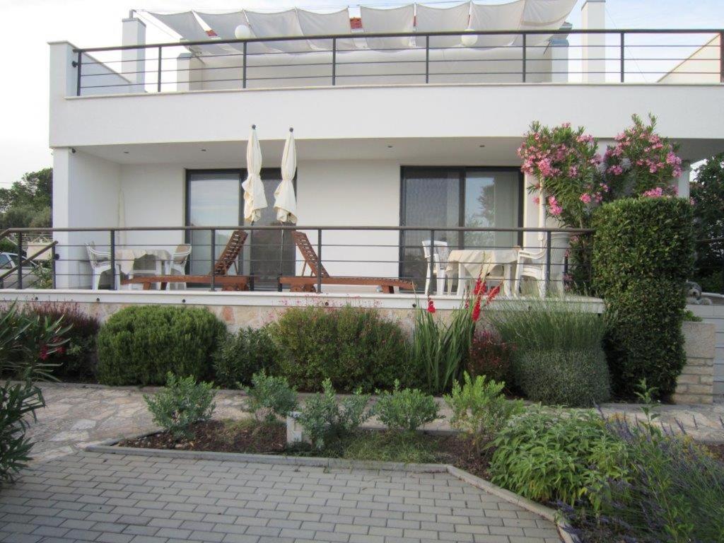 Apartamento Midavkl Pirovac Exterior foto