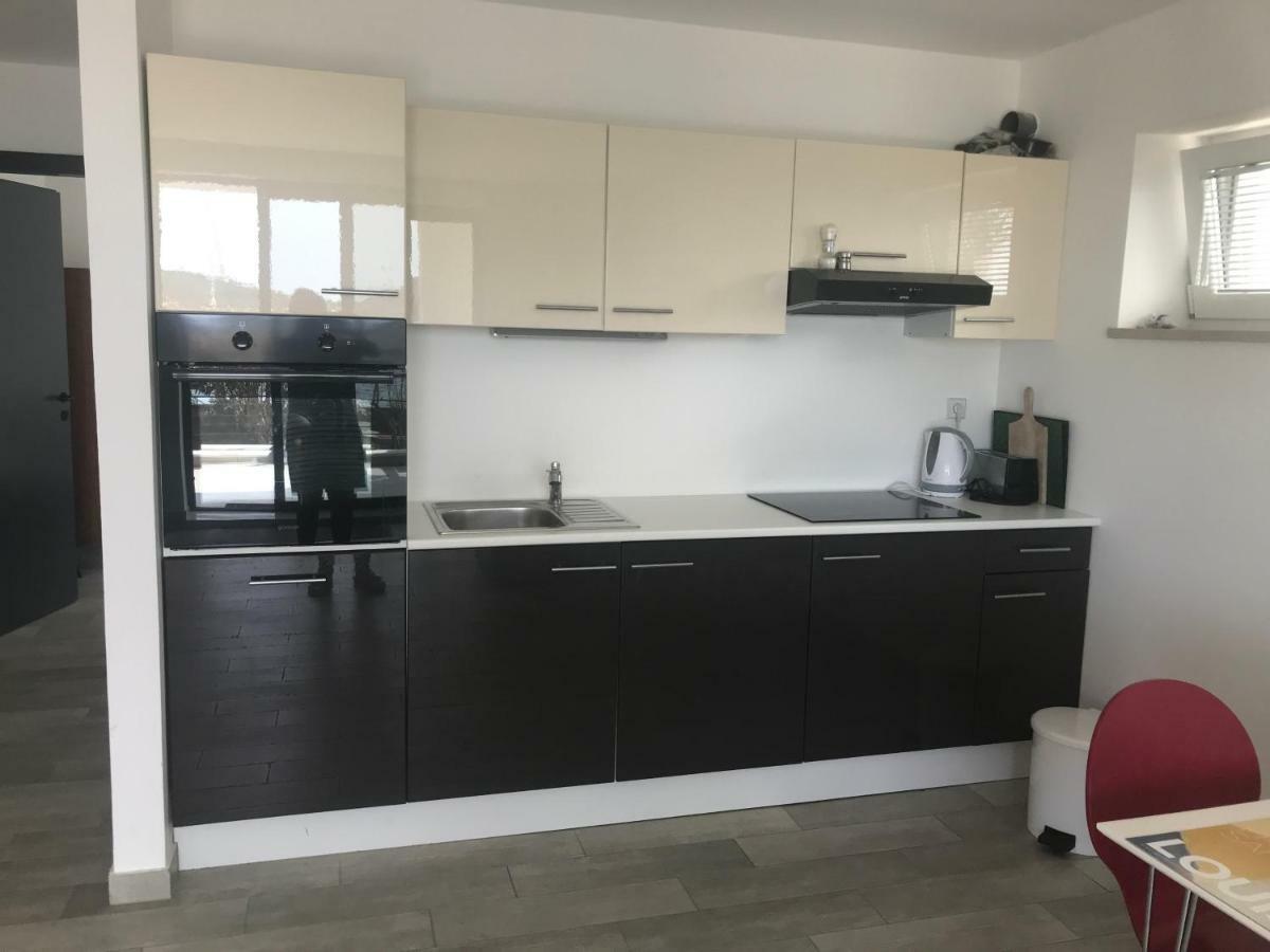 Apartamento Midavkl Pirovac Exterior foto